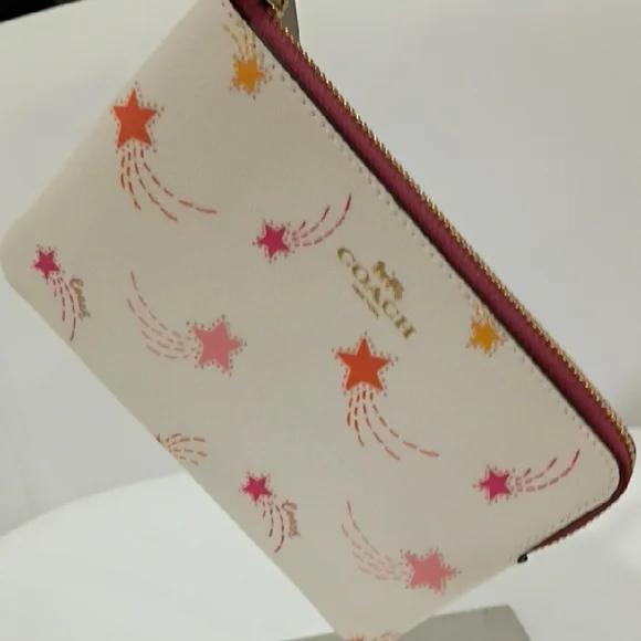 Coach Cream Wristlet with Colorful Star Design EUC - Picture 2 of 6